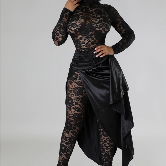 Lace Jumpsuit Mockneck with removable skirt - Picture 2 of 6